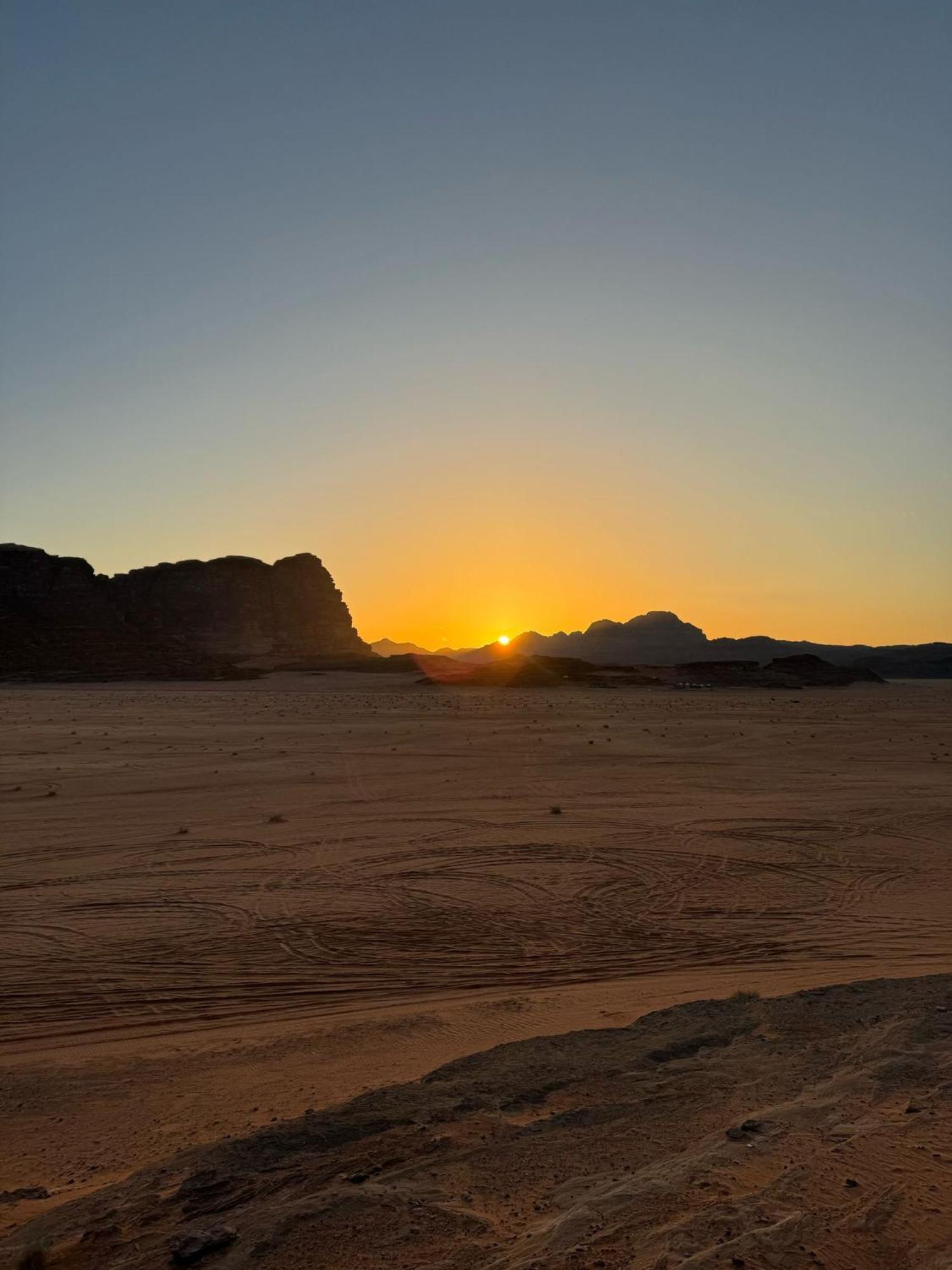 Hotel Sunrise Luxury Camp Wadi Rum Exterior foto